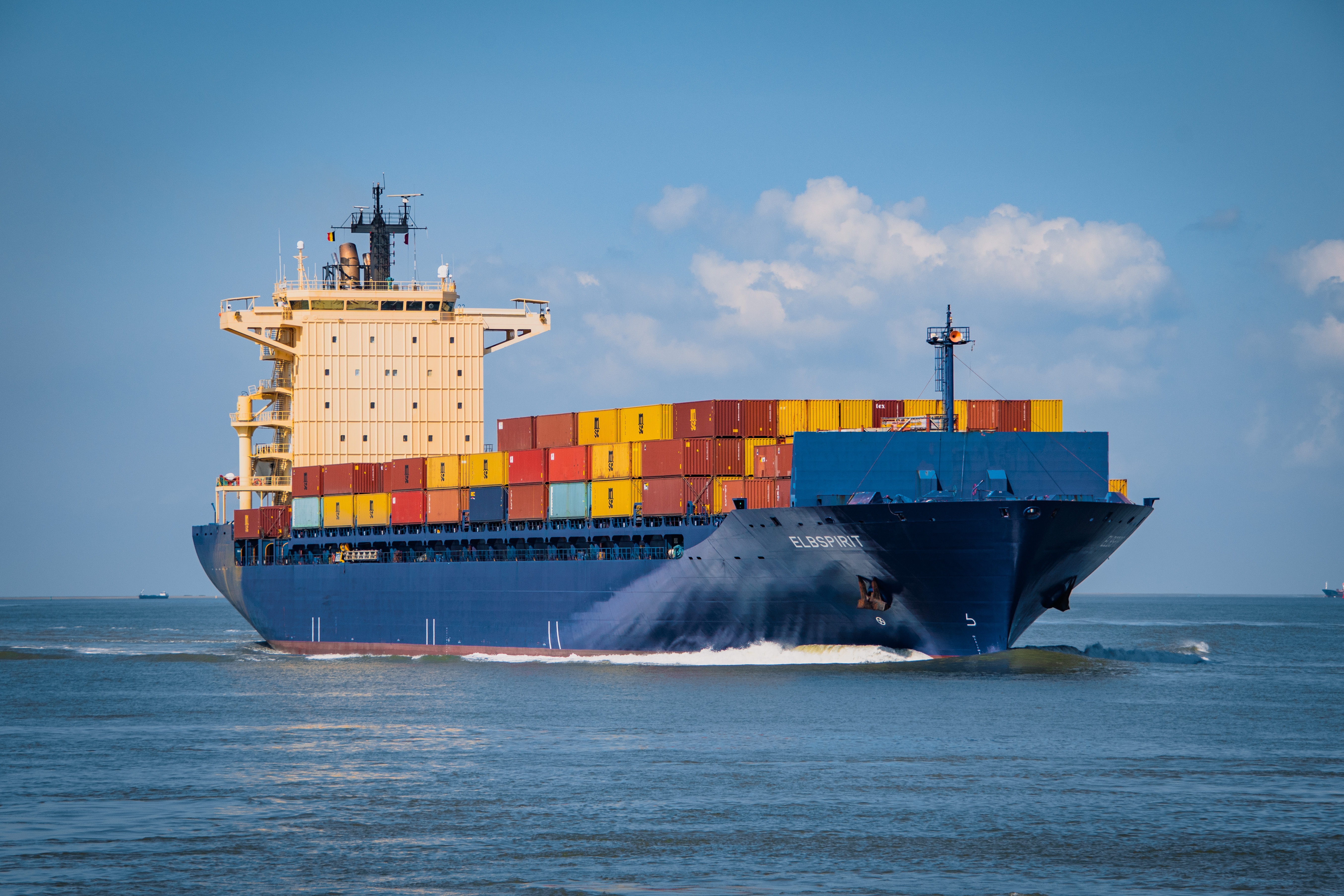 ENTRUST - Importación de equipos y artículos